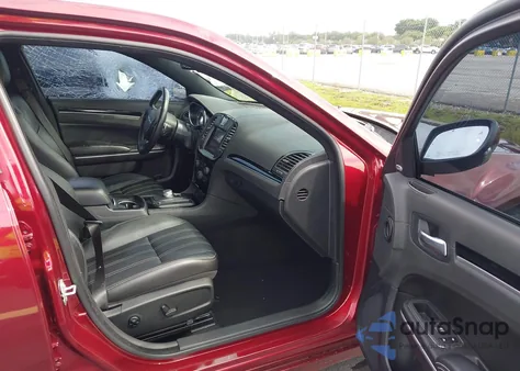 2021 Chrysler 300 300S z USA, uszkodzony, nr VIN 2C3CCABG6MH585788